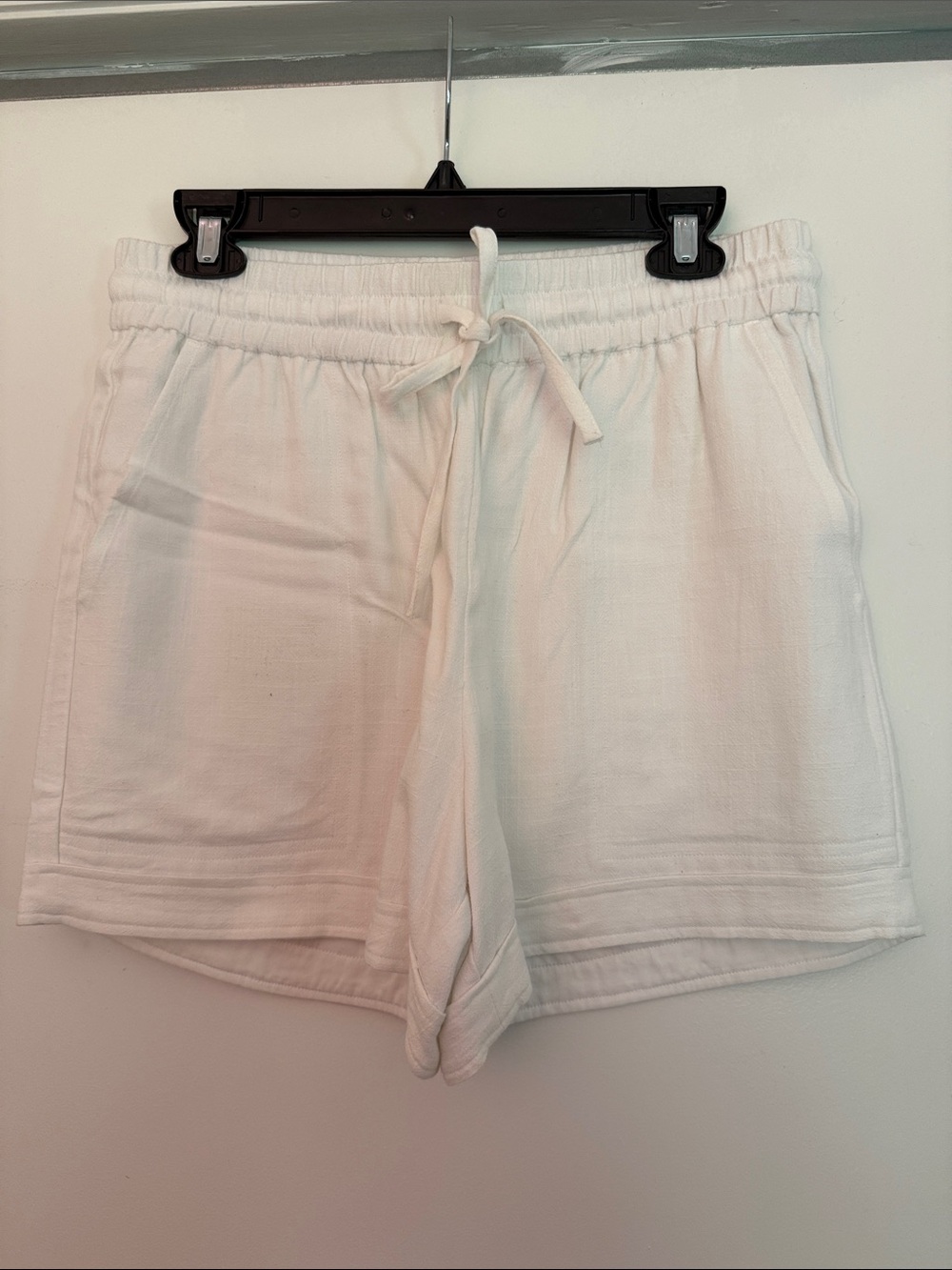 Splendid White Drawstring Lounge Shorts